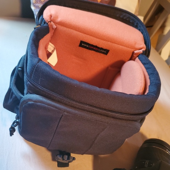 Canon Rebel T3 - Picture 3 of 5